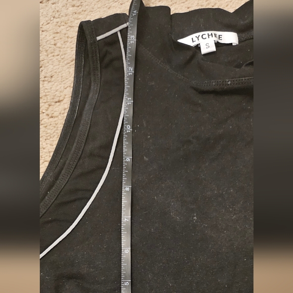 Lychee The Label Tofu Reflective Detail Cut Out Crop Top - Picture 4 of 5